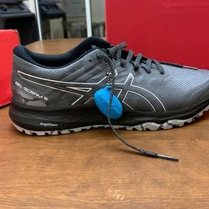 ASICS Gel Scram - Everyday Comfort AmpliFoam Shoes - Size 8.5 Size 8 1/2